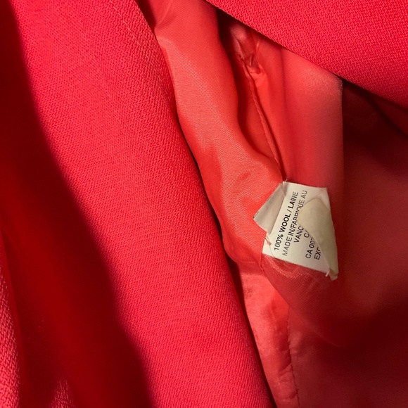 Stunning pantsuit size 10 in bright coral color - Picture 6 of 6